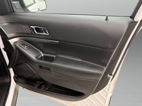 Used 2017 Ford Explorer 4WD Police Interceptor image 24