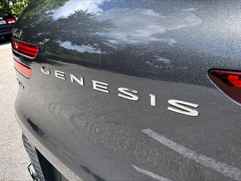 Used 2022 Genesis GV70 2.5T w/ Select Package AWD/4WD image 31