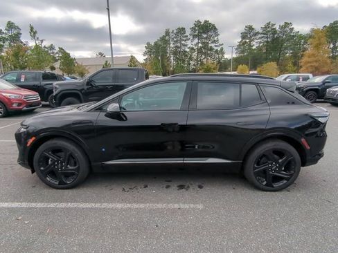 New 2026 Chevrolet Equinox EV RS image 9