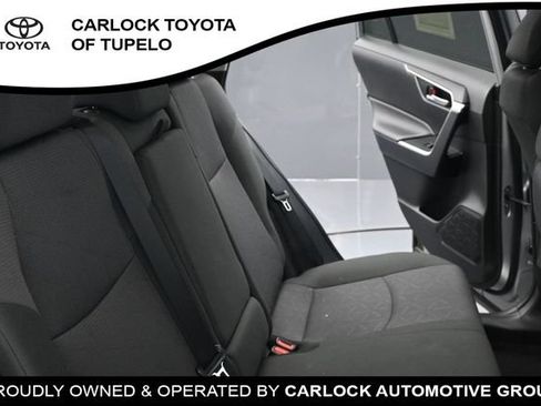 Used 2025 Toyota RAV4 XLE FWD image 42