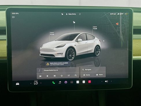 Used 2022 Tesla Model Y Long Range AWD/4WD image 19