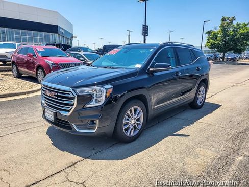 Certified 2023 GMC Terrain SLT w/ LPO, Floor Liner Package FWD image 8
