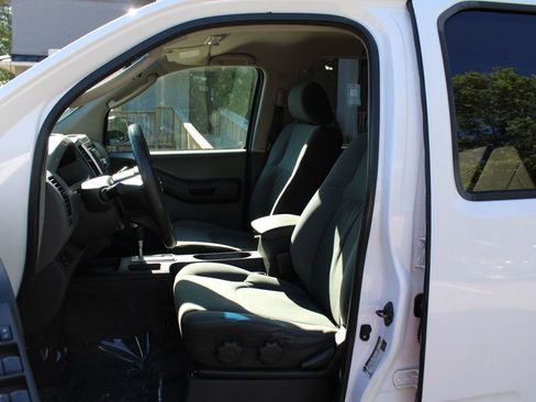 Used 2009 Nissan Xterra S AWD/4WD image 13