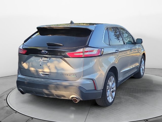 Used 2020 Ford Edge Titanium w/ Equipment Group 301A FWD image 5