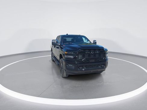 Used 2026 RAM 2500 Big Horn AWD/4WD image 3