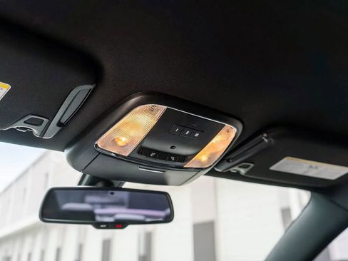 Used 2023 Dodge Charger Scat Pack image 32