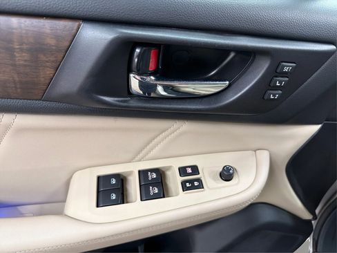 Used 2018 Subaru Outback 2.5i Limited image 31