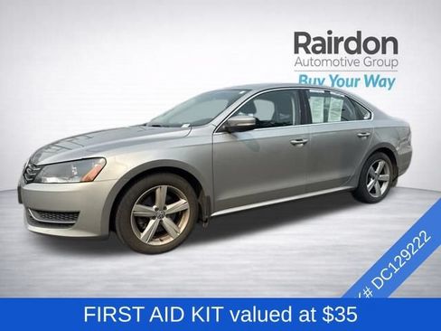 Used 2013 Volkswagen Passat 2.5 SE FWD image 3