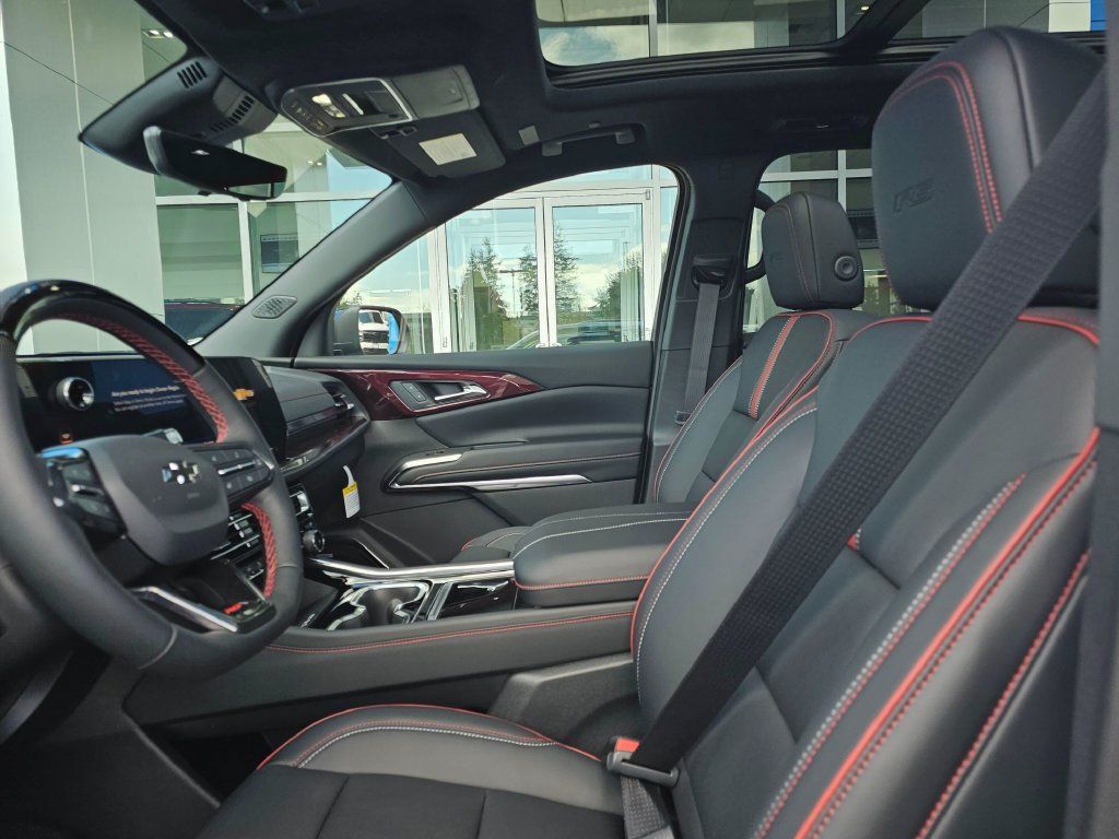 New 2027 Chevrolet Traverse RS AWD/4WD image 24