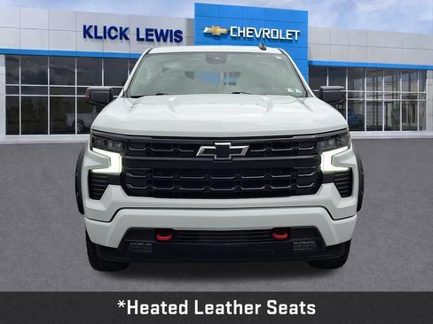 Used 2022 Chevrolet Silverado 1500 RST w/ Redline Edition AWD/4WD image 2
