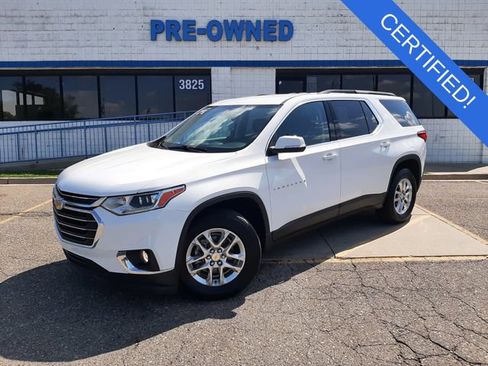 Certified 2021 Chevrolet Traverse LT FWD image 1