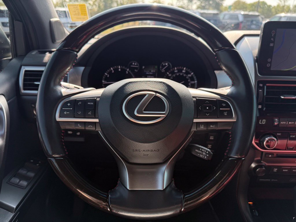 Used 2023 Lexus GX 460 Luxury w/ Sport Design Package AWD/4WD image 14