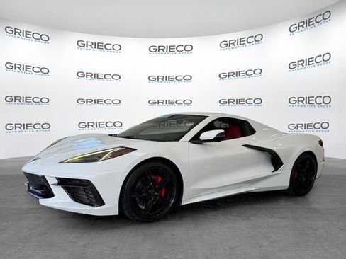 Used 2021 Chevrolet Corvette Stingray Preferred Conv w/ 2LT RWD image 3