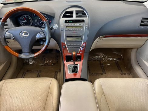 Used 2010 Lexus ES 350 FWD image 3
