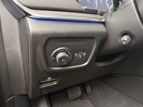 New 2025 Jeep Grand Cherokee L Overland image 27