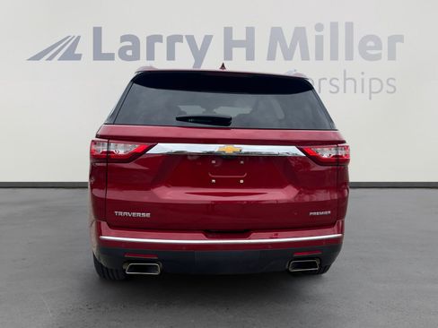 Used 2021 Chevrolet Traverse Premier w/ LPO, Cargo Package image 4