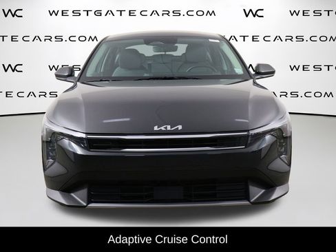 Used 2025 Kia K4 EX image 2