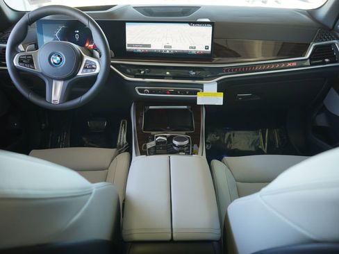 New 2026 BMW X5 xDrive50e w/ M Sport Package image 15