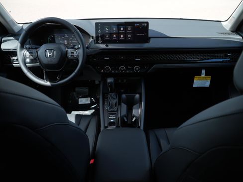 Used 2025 Honda Accord EX-L image 21