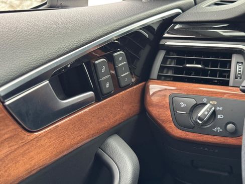 Used 2022 Audi A5 2.0T Premium image 24