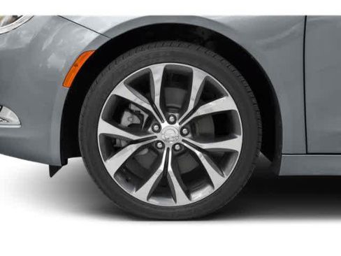 Used 2015 Chrysler 200 C FWD image 14