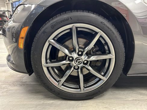 Used 2017 MAZDA MX-5 Miata RF Grand Touring image 20