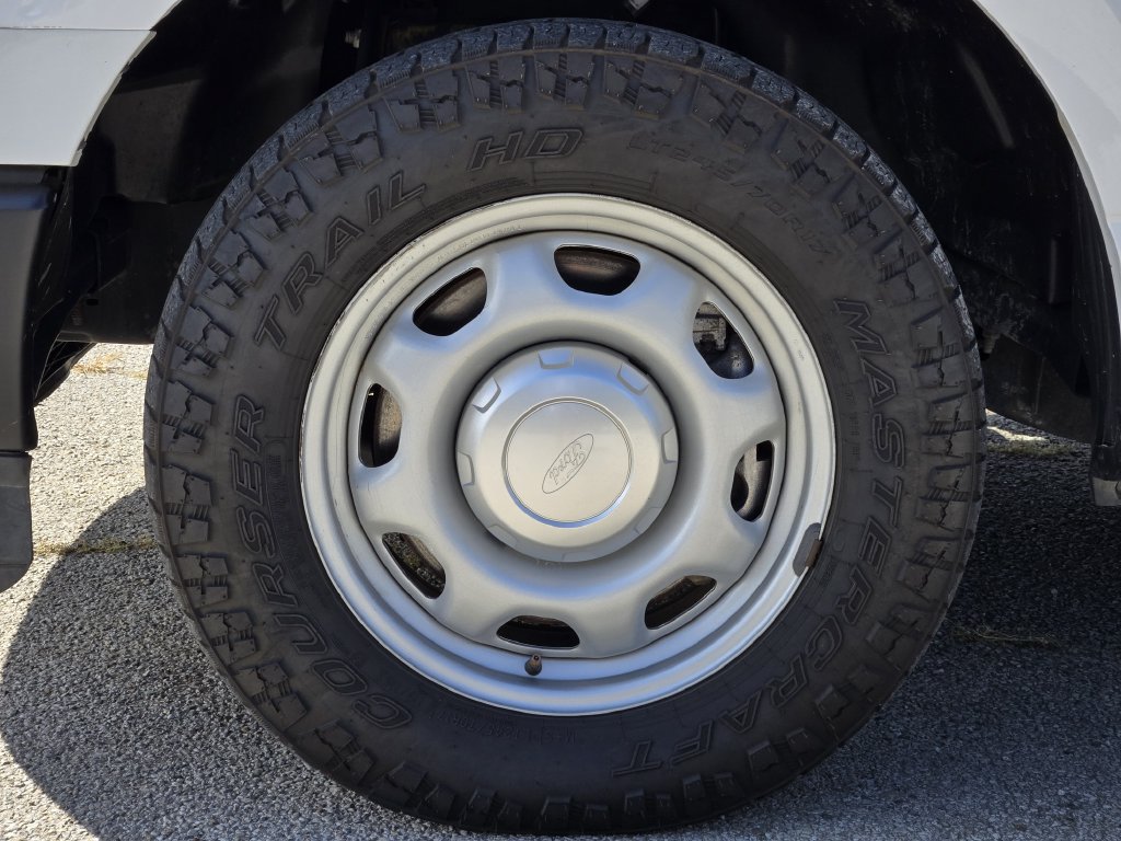 Used 2022 Ford F150 XL RWD image 12
