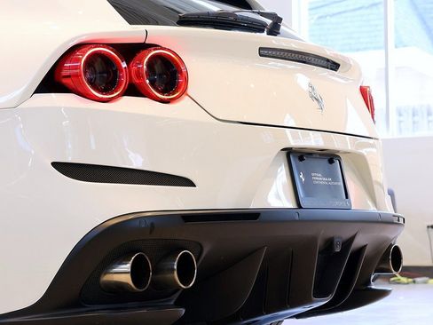 Certified 2018 Ferrari GTC4Lusso V12 image 65