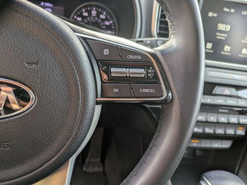 Used 2021 Kia Sportage EX image 14