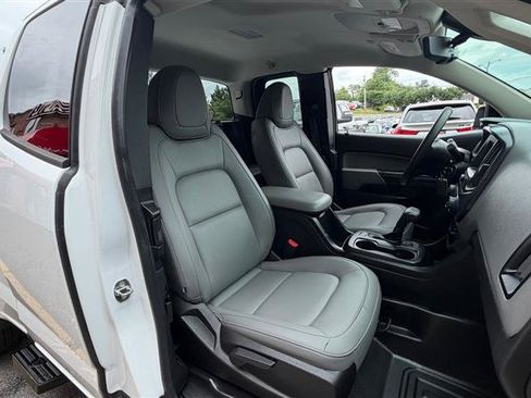 Used 2020 Chevrolet Colorado W/T w/ WT Convenience Package RWD image 14