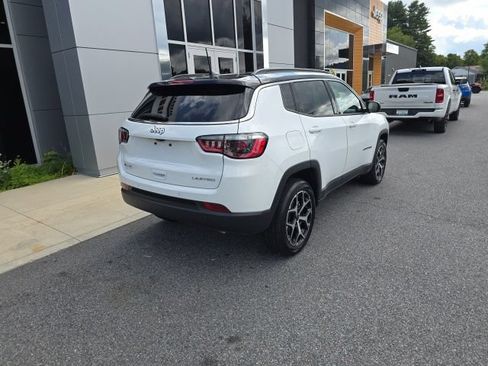 New 2026 Jeep Compass Limited w/ Sun, Sound & Navigation Group AWD/4WD image 6