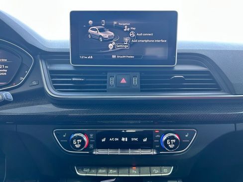 Used 2018 Audi SQ5 Prestige w/ Prestige Package AWD/4WD image 25