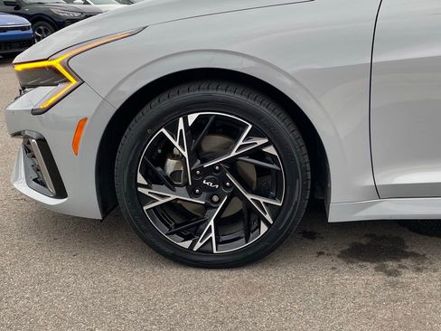 Certified 2025 Kia K5 GT-Line image 4