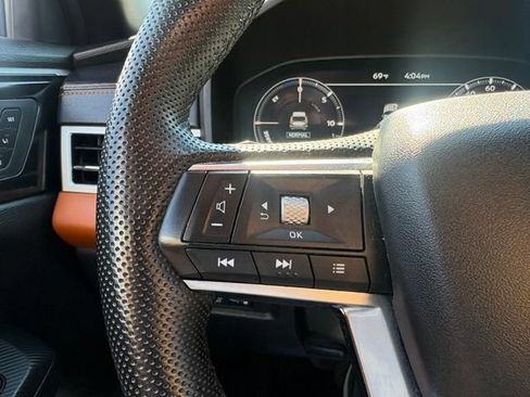 Used 2023 Mitsubishi Outlander SEL AWD/4WD image 30