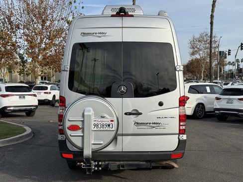 Used 2014 Mercedes-Benz Sprinter 3500 image 15