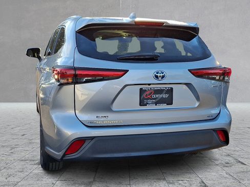 Used 2020 Toyota Highlander XLE image 8