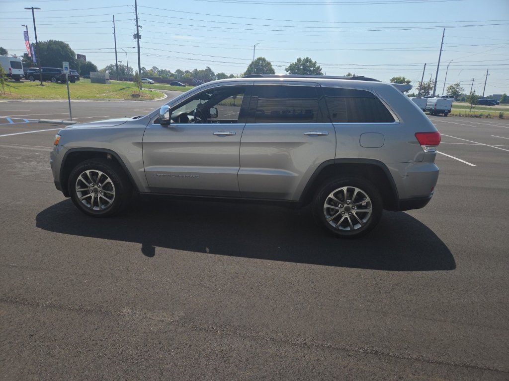 Used 2016 Jeep Grand Cherokee Limited w/ Luxury Group II RWD image 9