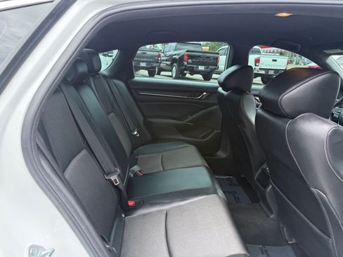 Used 2022 Honda Accord Sport image 25
