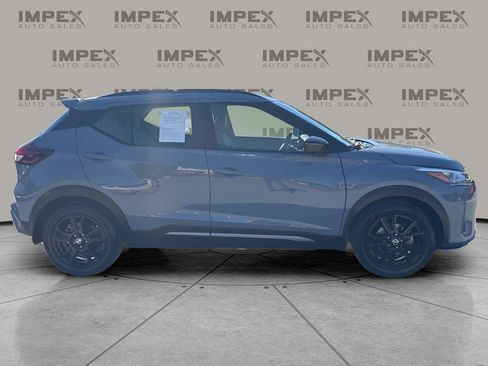 Used 2021 Nissan Kicks SR w/ SR Premium Package image 6