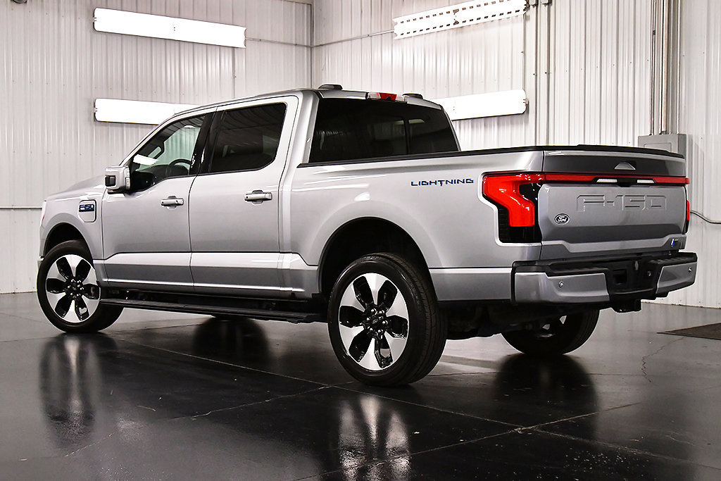 Used 2024 Ford F150 Lightning Platinum AWD/4WD image 5