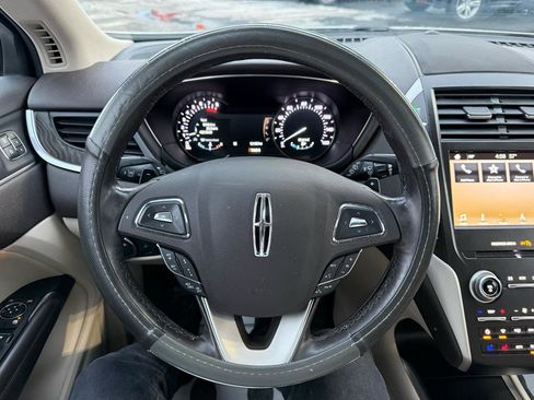 Used 2019 Lincoln MKC Reserve image 14