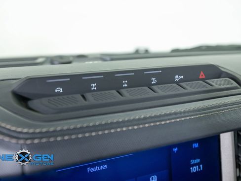 Used 2024 Ford Bronco Raptor w/ Interior Carbon Fiber Pack 6 AWD/4WD image 22