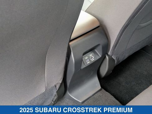 Certified 2025 Subaru Crosstrek 2.0i Premium image 30