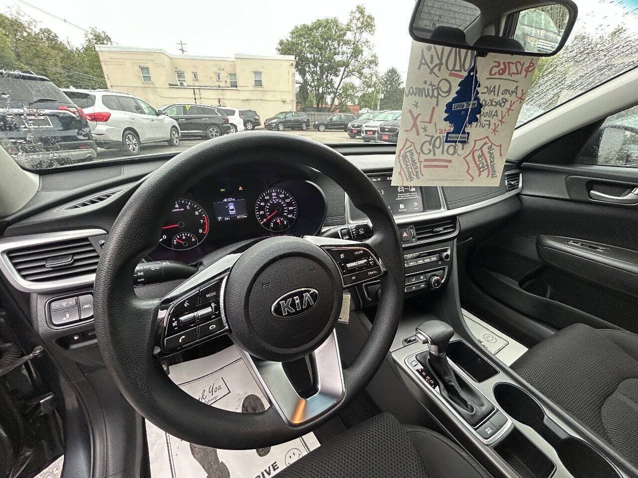 Used 2020 Kia Optima LX FWD image 5