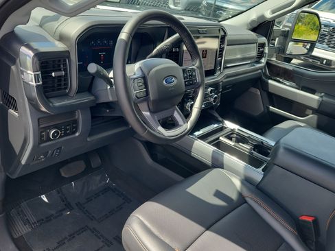 Certified 2025 Ford F250 Lariat w/ Lariat Ultimate Package AWD/4WD image 21