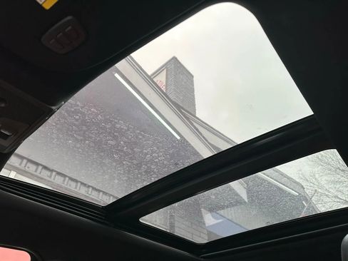 Used 2016 Ford F150 Limited w/ Trailer Tow Package image 27