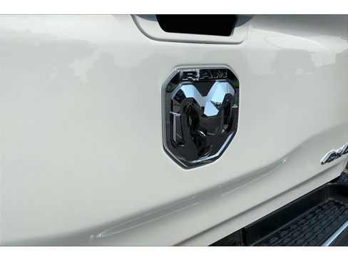 Used 2021 RAM 1500 Laramie w/ Off Road Group image 31