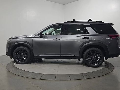 New 2026 Nissan Pathfinder SL AWD/4WD image 2
