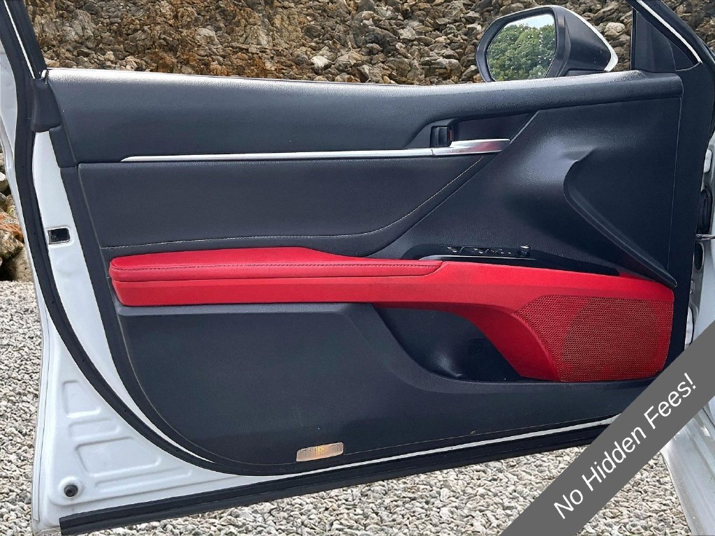 Used 2018 Toyota Camry XSE FWD image 19