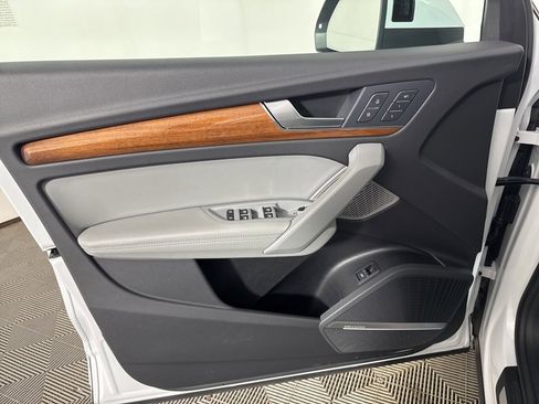 Used 2023 Audi Q5 2.0T Premium Plus image 23